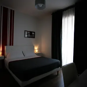 Pensión La Libra, Cagliari